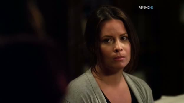 Charmed-Online_dot_net-PrettyLittleLiars-211IMustConfess0123.jpg