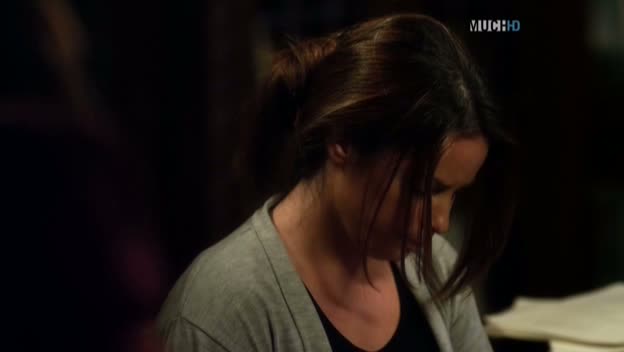 Charmed-Online_dot_net-PrettyLittleLiars-211IMustConfess0126.jpg