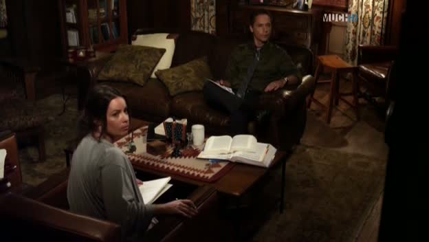 Charmed-Online_dot_net-PrettyLittleLiars-211IMustConfess0130.jpg