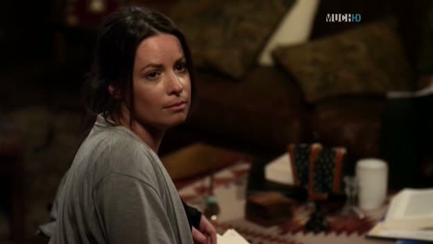Charmed-Online_dot_net-PrettyLittleLiars-211IMustConfess0132.jpg