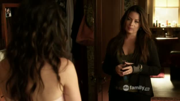 Charmed-Online_dot_net-PrettyLittleLiars-212OverMyDead_Body00023.jpg Charmed-Online_dot_net-PrettyLittleLiars-212OverMyDead_Body00023.jpg