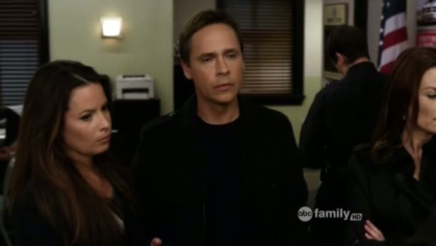 Charmed-Online_dot_net-PrettyLittleLiars-212OverMyDead_Body00042.jpg