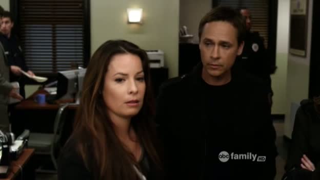 Charmed-Online_dot_net-PrettyLittleLiars-212OverMyDead_Body00047.jpg