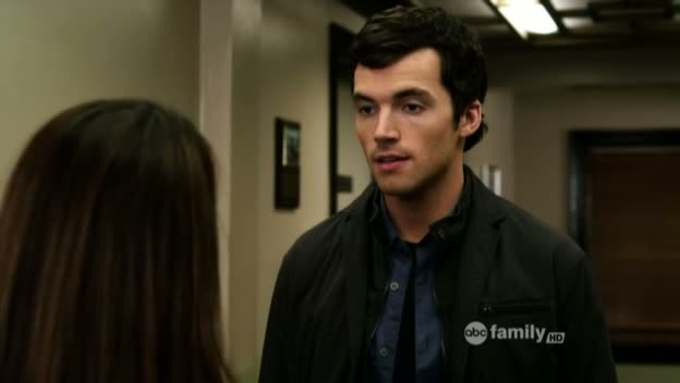 Charmed-Online_dot_net-PrettyLittleLiars-212OverMyDead_Body00060.jpg