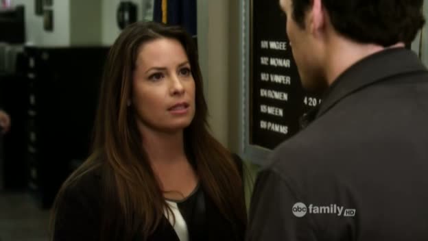 Charmed-Online_dot_net-PrettyLittleLiars-212OverMyDead_Body00061.jpg