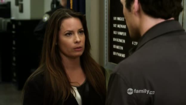 Charmed-Online_dot_net-PrettyLittleLiars-212OverMyDead_Body00062.jpg