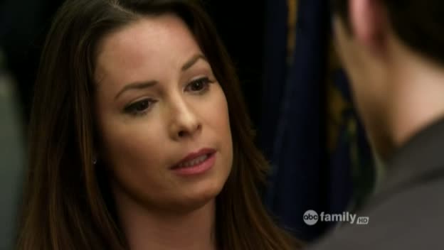 Charmed-Online_dot_net-PrettyLittleLiars-212OverMyDead_Body00066.jpg