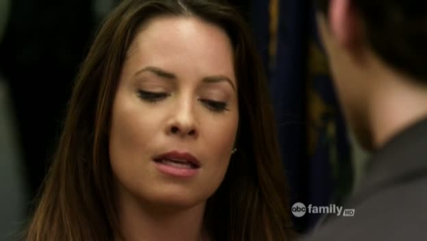 Charmed-Online_dot_net-PrettyLittleLiars-212OverMyDead_Body00070.jpg
