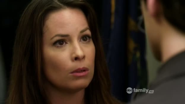 Charmed-Online_dot_net-PrettyLittleLiars-212OverMyDead_Body00076.jpg