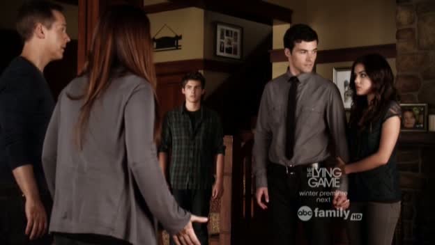 Charmed-Online_dot_net-PrettyLittleLiars-214ThroughManyDangersToilsAndSnares00076.jpg
