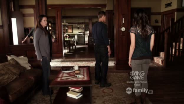 Charmed-Online_dot_net-PrettyLittleLiars-214ThroughManyDangersToilsAndSnares00091.jpg