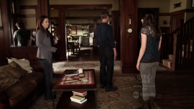 Charmed-Online_dot_net-PrettyLittleLiars-214ThroughManyDangersToilsAndSnares00094.jpg