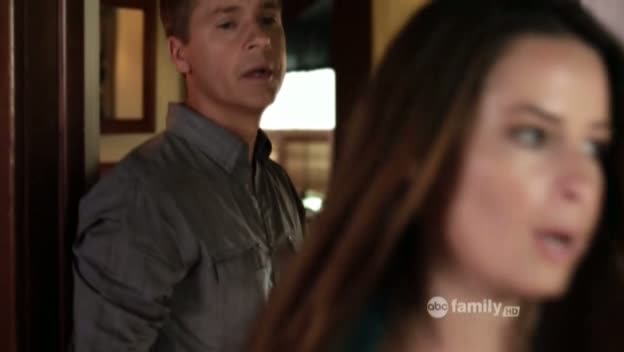 Charmed-Online_dot_net-PrettyLittleLiars-215AHotPieceOfA00139.jpg