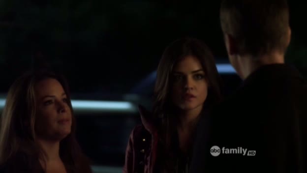 Charmed-Online_dot_net-PrettyLittleLiars-215AHotPieceOfA00194.jpg