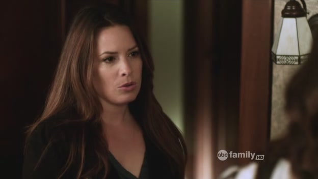 Charmed-Online_dot_net-PrettyLittleLiars-217TheBlondeLeadingTheBlind0013.jpg