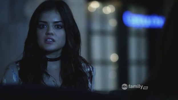 Charmed-Online_dot_net-PrettyLittleLiars-217TheBlondeLeadingTheBlind0097.jpg