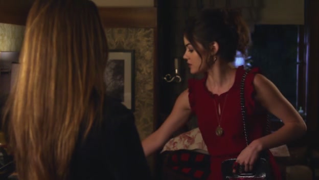 Charmed-Online_dot_net-PrettyLittleLiars-220CTRLA0138.jpg