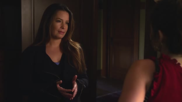 Charmed-Online_dot_net-PrettyLittleLiars-220CTRLA0142.jpg