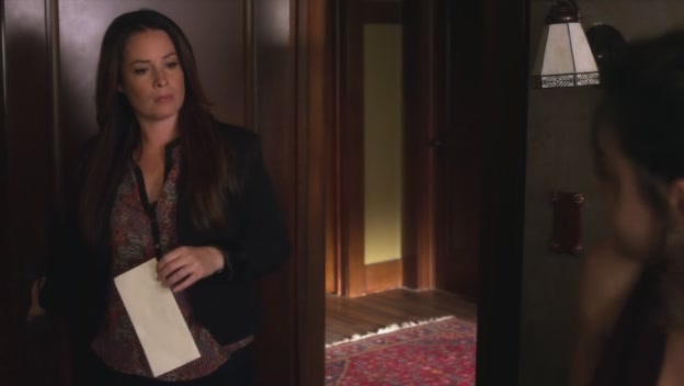 Charmed-Online_dot_net-PrettyLittleLiars-221BreakingTheCode0017.jpg