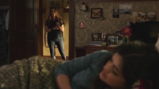 Charmed-Online_dot_net-PrettyLittleLiars-221BreakingTheCode0089.jpg