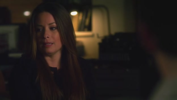 Charmed-Online_dot_net-PrettyLittleLiars-221BreakingTheCode0221.jpg