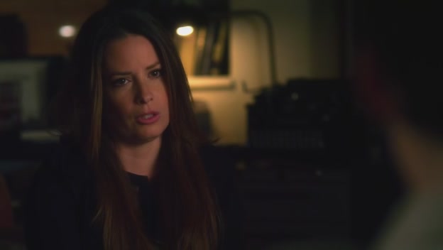 Charmed-Online_dot_net-PrettyLittleLiars-221BreakingTheCode0228.jpg