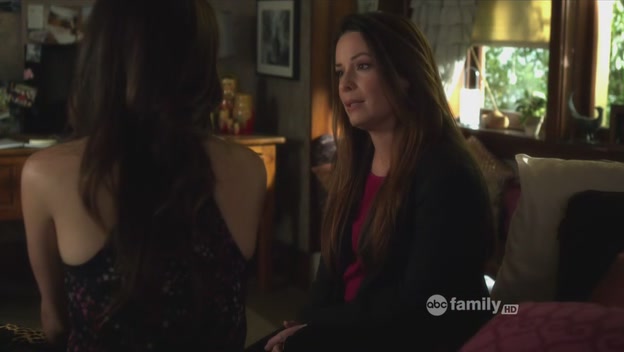 Charmed-Online_dot_net-PrettyLittleLiars-222FatherKnowsBest0021.jpg