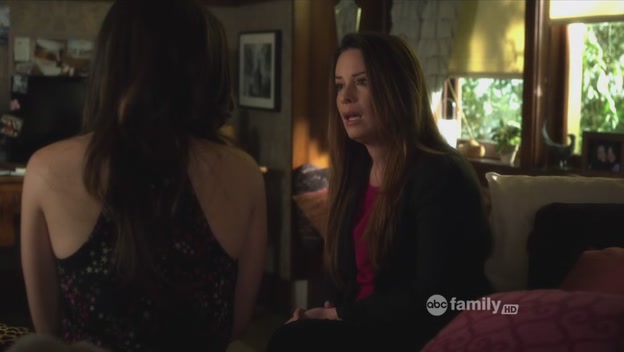 Charmed-Online_dot_net-PrettyLittleLiars-222FatherKnowsBest0040.jpg