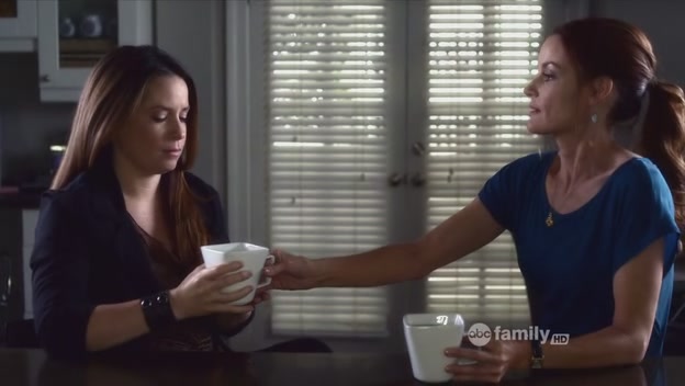 Charmed-Online_dot_net-PrettyLittleLiars-222FatherKnowsBest1969.jpg