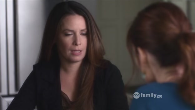 Charmed-Online_dot_net-PrettyLittleLiars-222FatherKnowsBest1979.jpg