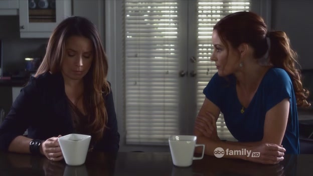 Charmed-Online_dot_net-PrettyLittleLiars-222FatherKnowsBest2005.jpg