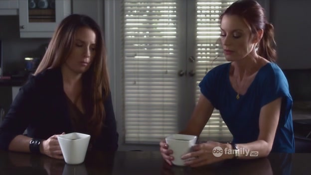 Charmed-Online_dot_net-PrettyLittleLiars-222FatherKnowsBest2007.jpg