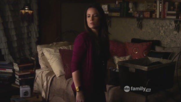 Charmed-Online_dot_net-PrettyLittleLiars-224IfTheseDollsCouldTalk0011.jpg