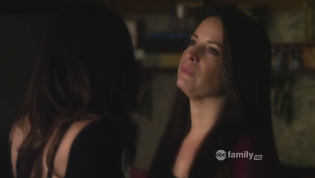 Charmed-Online_dot_net-PrettyLittleLiars-224IfTheseDollsCouldTalk0068.jpg