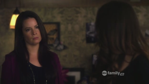 Charmed-Online_dot_net-PrettyLittleLiars-224IfTheseDollsCouldTalk0082.jpg