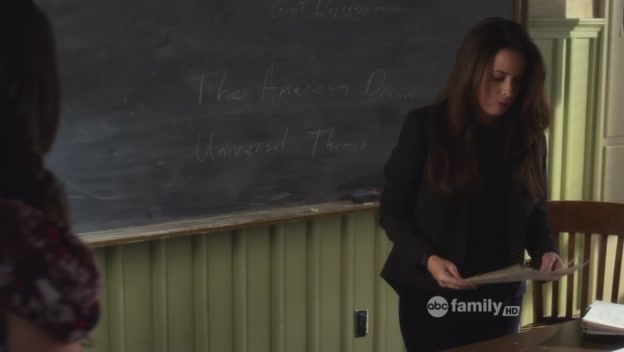Charmed-Online_dot_net-PrettyLittleLiars-224IfTheseDollsCouldTalk0105.jpg