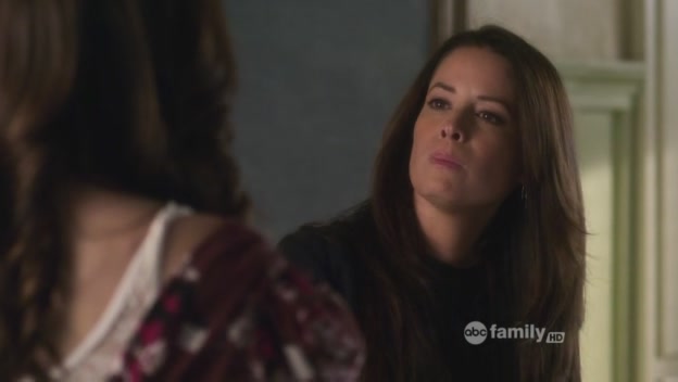 Charmed-Online_dot_net-PrettyLittleLiars-224IfTheseDollsCouldTalk0140.jpg
