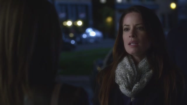 Charmed-Online_dot_net-PrettyLittleLiars-301ItHappenedThatNight1716.jpg