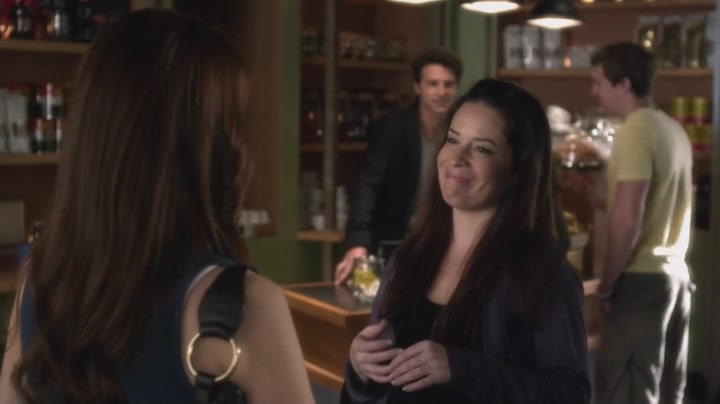 Charmed-Online_dot_net-PrettyLittleLiars-304BirdsOfAFeather1119.jpg
