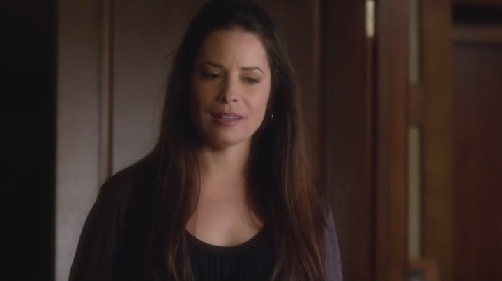 Charmed-Online_dot_net-PrettyLittleLiars-304BirdsOfAFeather2069.jpg