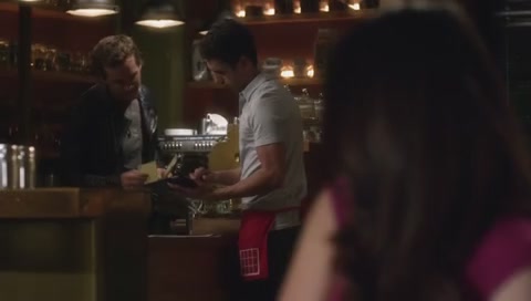 Charmed-Online_dot_net-PrettyLittleLiars-307Crazy2322.jpg