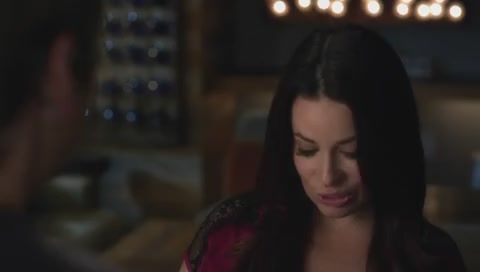 Charmed-Online-dot-net_PrettyLittleLiars-3x10WhatLiesBeneath2108.jpg