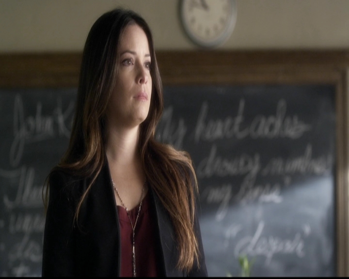 LucyHale-dot-nl_PrettyLittleLiars-3x20HotWater0763.jpg
