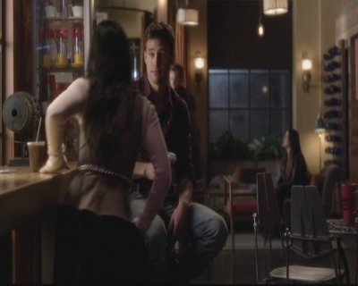 LucyHale-dot-nl_PrettyLittleLiars-4x03CatsCradle2056.jpg