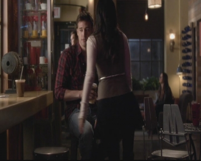 LucyHale-dot-nl_PrettyLittleLiars-4x03CatsCradle2057.jpg