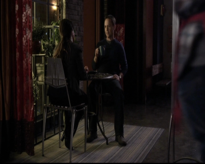 LucyHale-dot-nl_PrettyLittleLiars-4x05GammaZetaDie1475.jpg