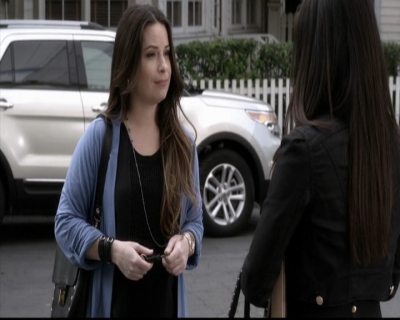 LucyHale-dot-nl_PrettyLittleLiars-4x05GammaZetaDie0475.jpg