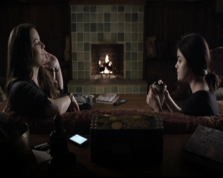 LucyHale-dot-nl_PrettyLittleLiars-4x23Unbridled0851.jpg