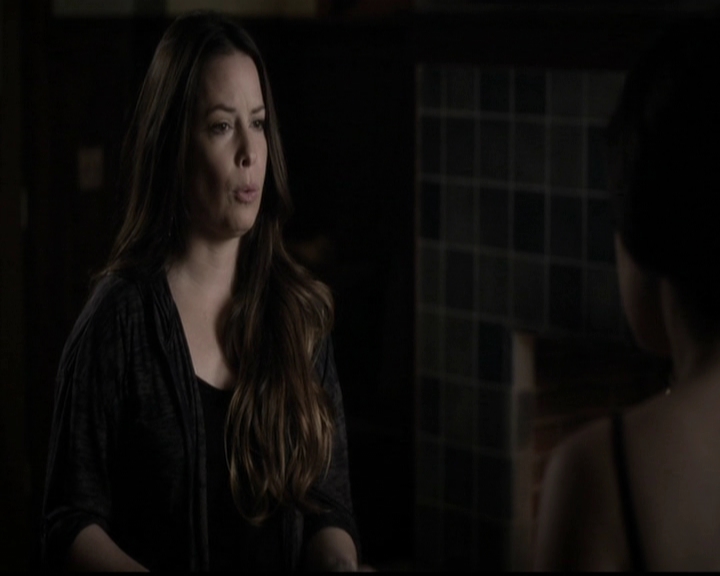 LucyHale-dot-nl_PrettyLittleLiars-4x23Unbridled1019.jpg