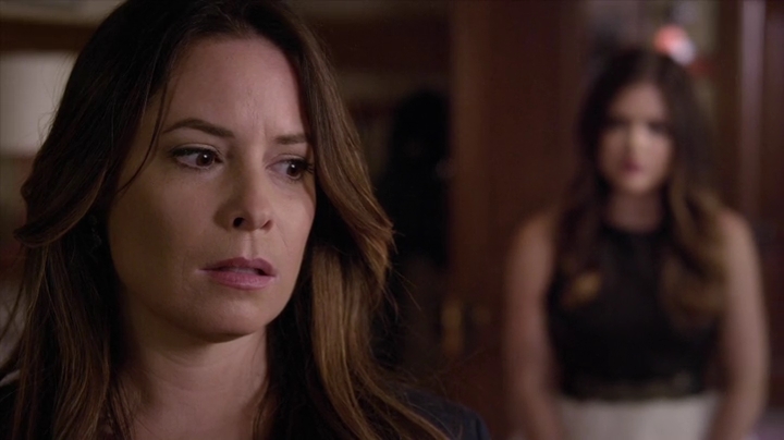 Charmed-Online_dot_net-PrettyLittleLiars-5x09MarchOfDimes1082.jpg